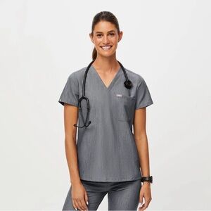 FIGS Women’s Catarina One-Pocket Scrub Top